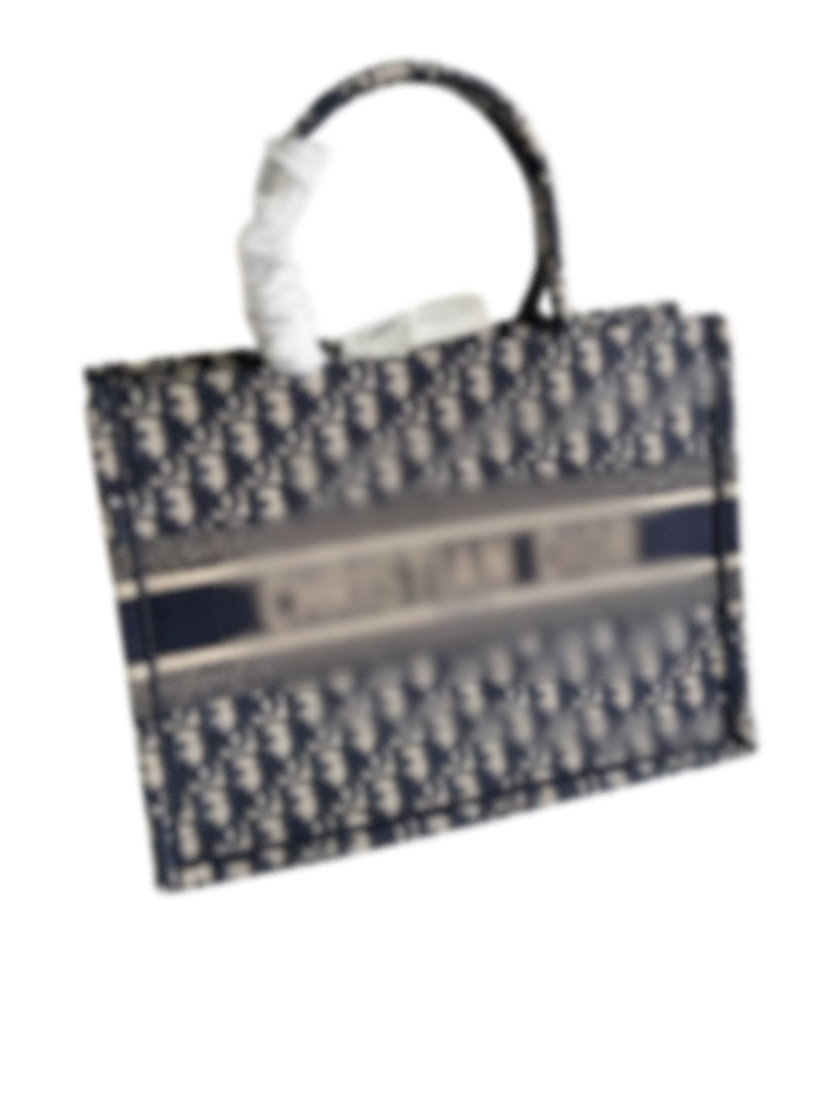 Adore107