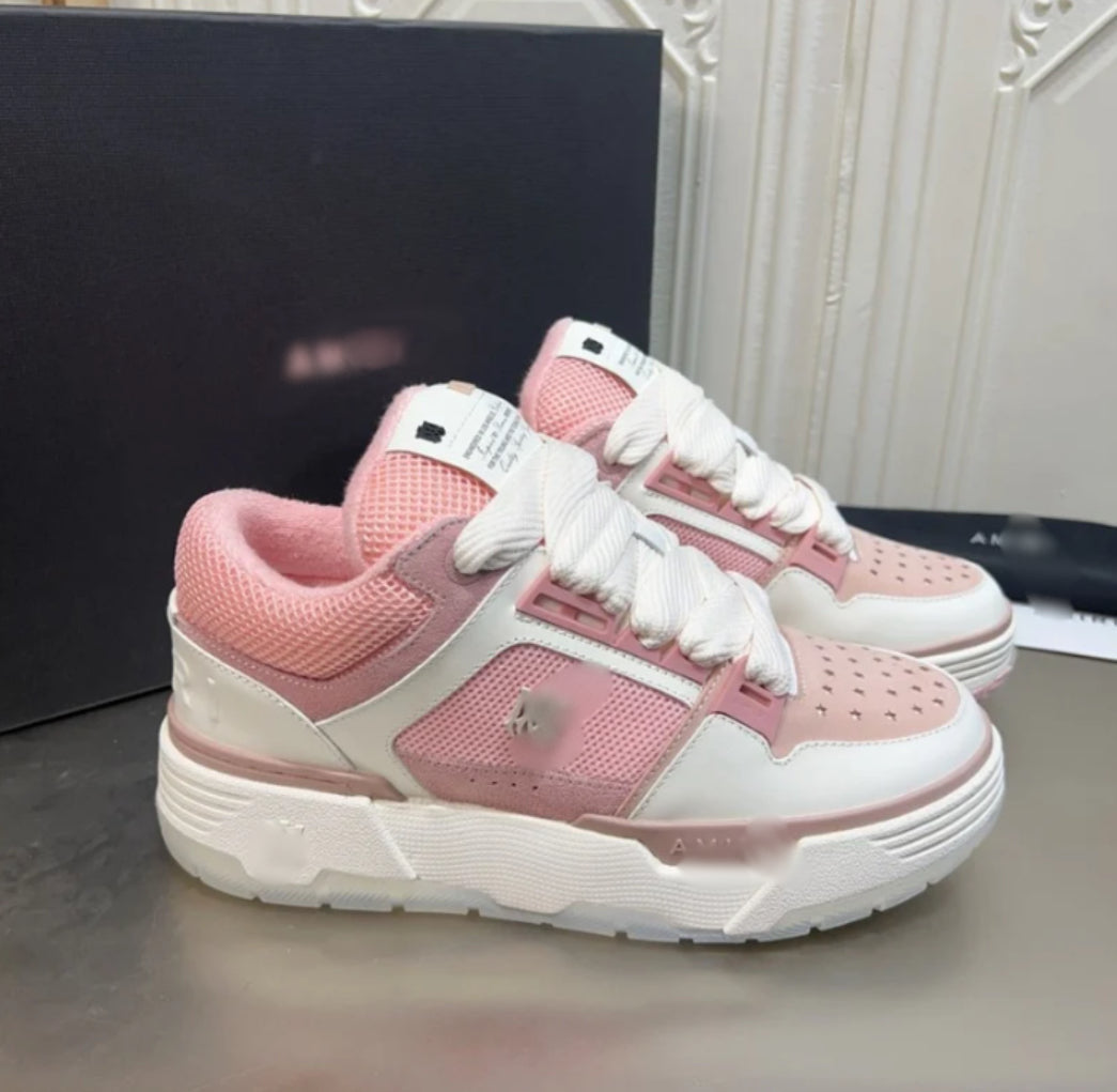 AM102